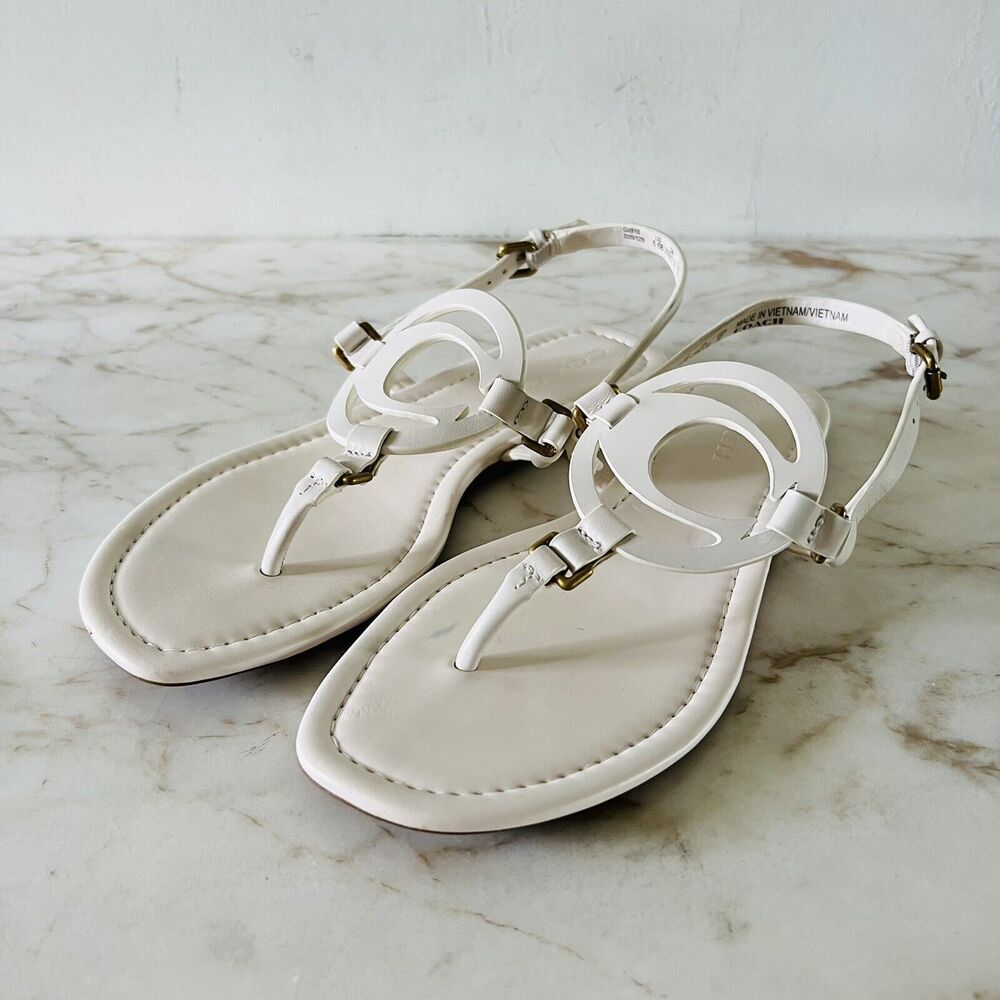 COACH Jeri Solid Chalk Leather Thong Sandal Logo Accent - US 6.5